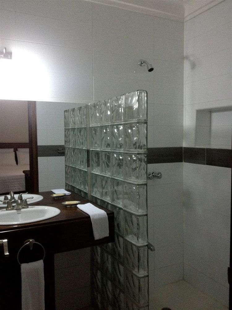 Hotel La Cretonne เลส์กายส์ ภายนอก รูปภาพ